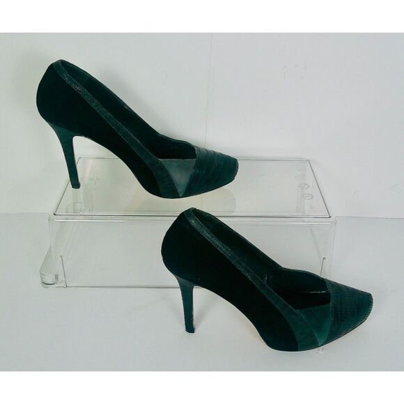 WHITE HOUSE BLACK MARKET WOMEN BLACK & GRAY SUEDE & LEATHER PUMPS. SIZE 8M - Picture 2 of 4